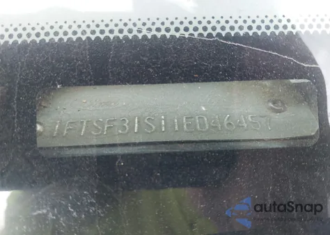 2001 Ford F-350 from USA, damaged, VIN 1FTSF31S11ED46457